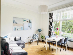 aday - Aalborg mansion - Big apartment with garden in Aalborg 